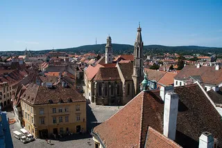Fő tér (Main Square)