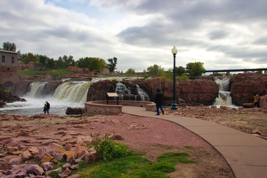 Falls Overlook Cafe