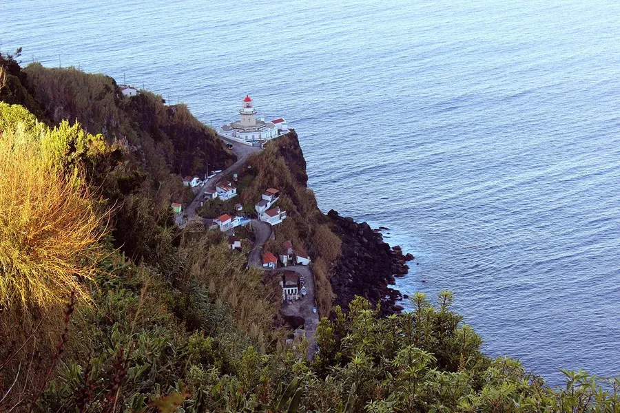 Farol do Arnel (Arnel Lighthouse)