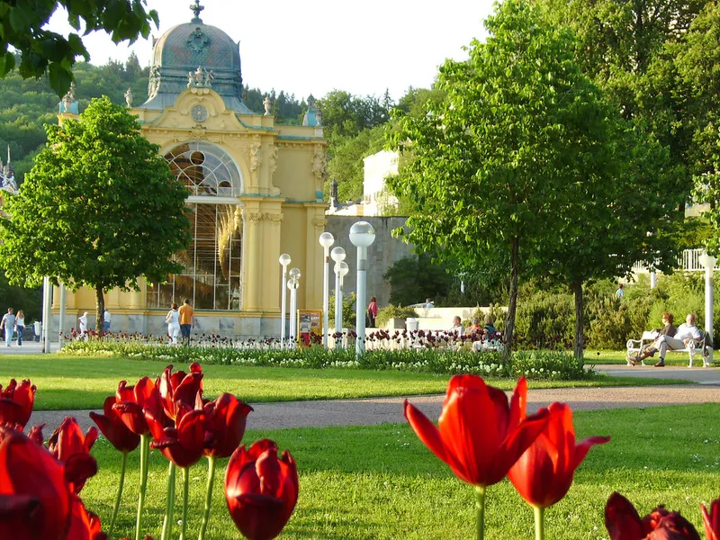 Ferdinand Spring Colonnade