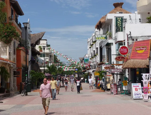 Fifth Avenue (La Quinta Avenida)