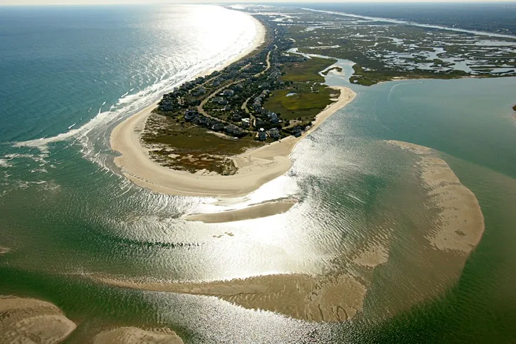 Figure Eight Island