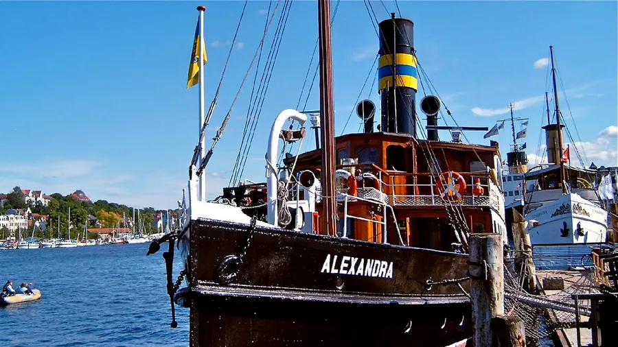 Flensburger Schiffahrtsmuseum (Flensburg Maritime Museum)