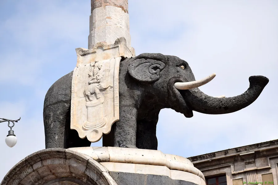 Fontana dell'Elefante