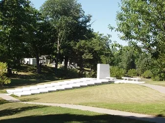 Forest Lawn Cemetery