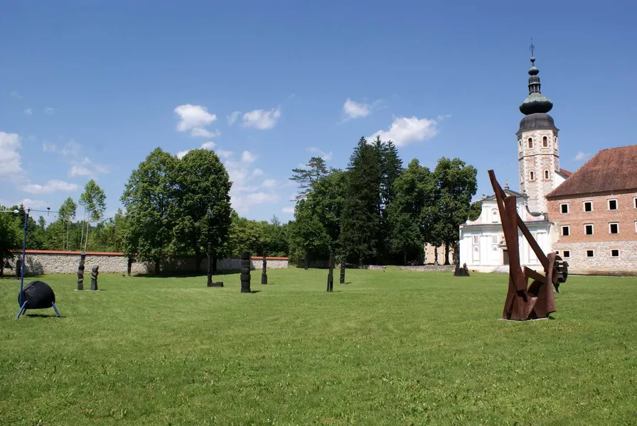 Forma Viva Sculpture Park