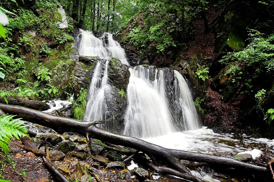 Forsakar Waterfall
