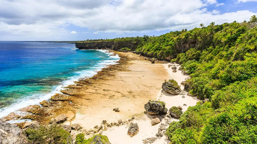 Fua'amotu Beach