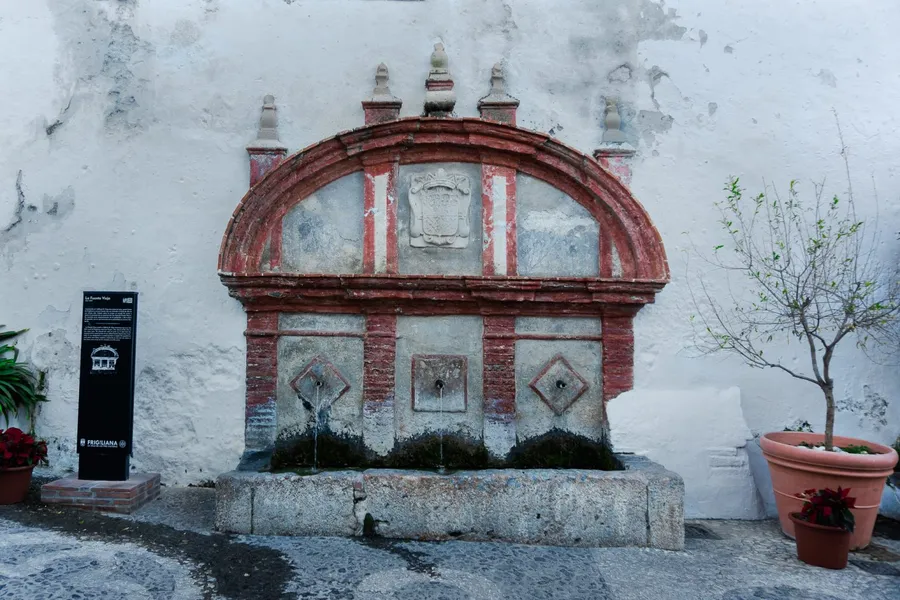 Fuente Vieja
