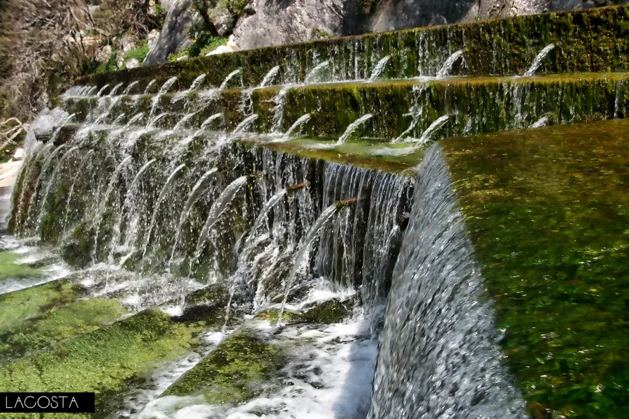 Fuente de los Ocho Caños