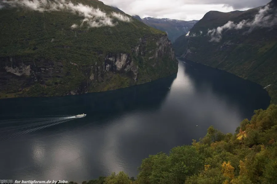 Geirangerfjord (Day Trip from Ålesund)