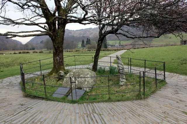 Gelert's Grave, Beddgelert