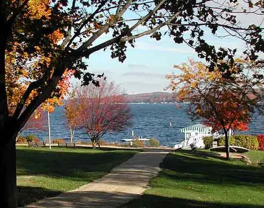 Geneva Lake Shore Path