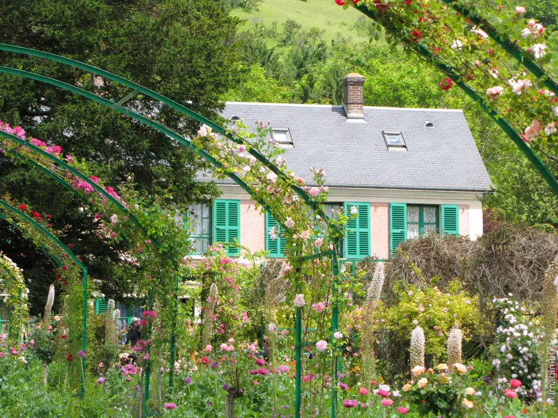 Giverny Art Gallery