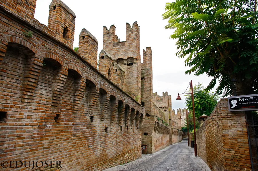 Gradara Walls