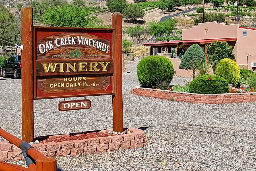 Grassy Creek Vineyard & Winery