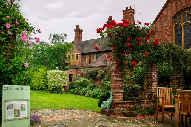 Greyfriars' House and Garden