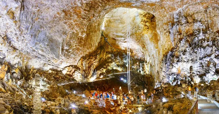 Grotta Gigante