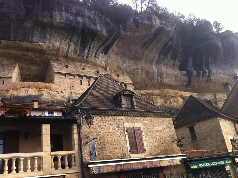 Grotte du Grand Roc