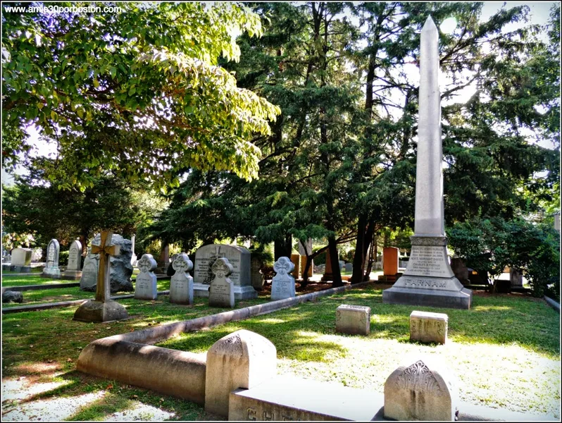 Grove Street Cemetery