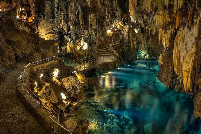 Gruta de las Maravillas