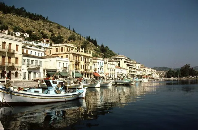 Gythio Port
