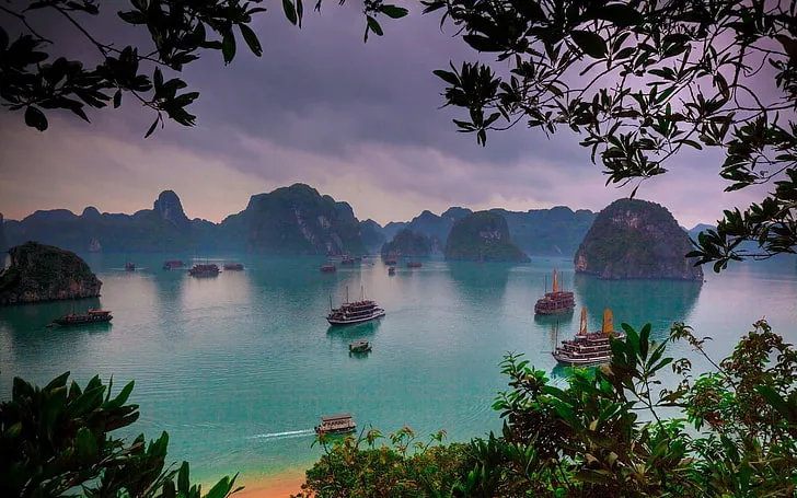 Ha Long Bay