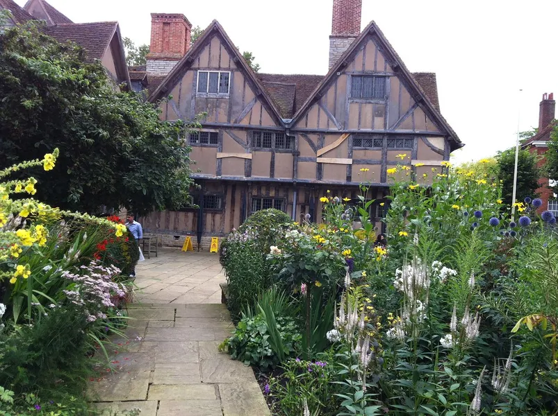 Hall's Croft