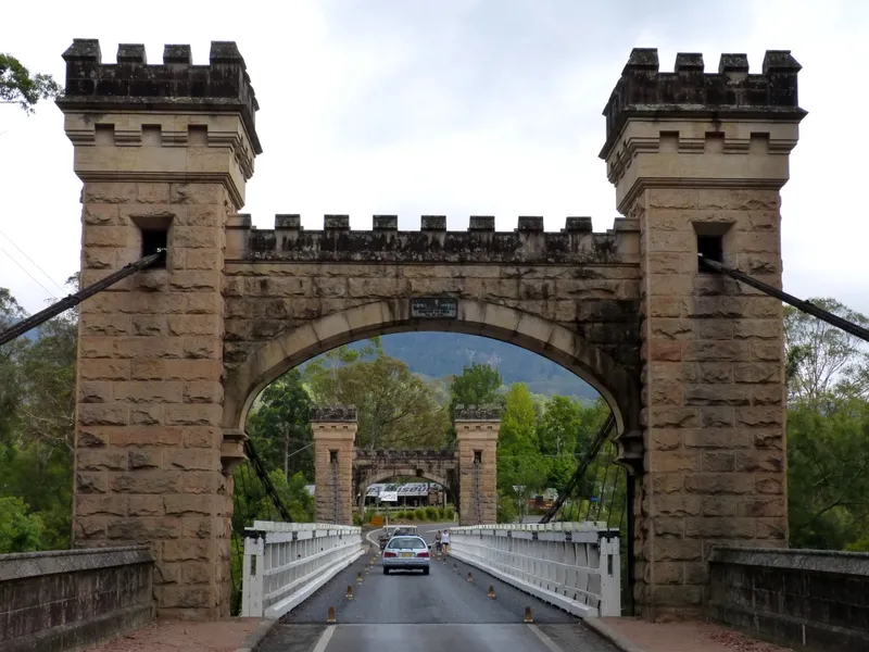 Hampden Bridge