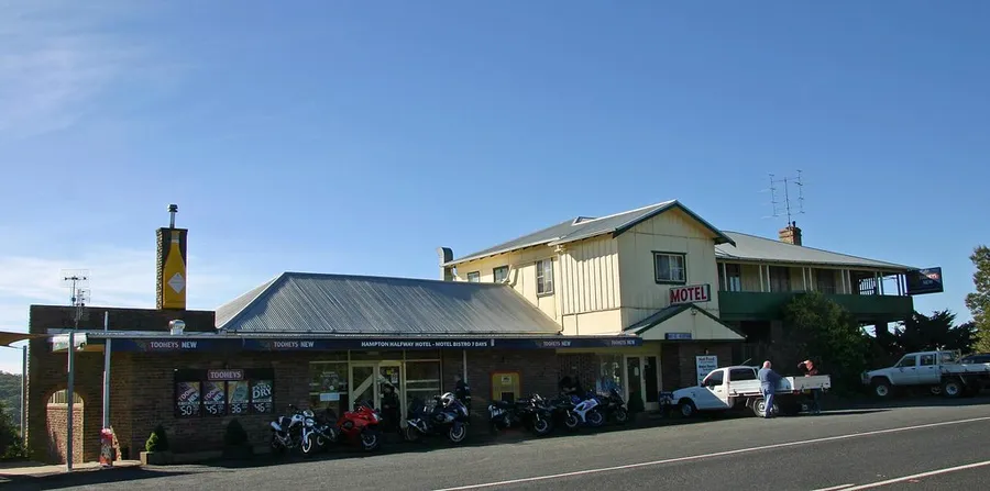 Hampton Halfway Hotel