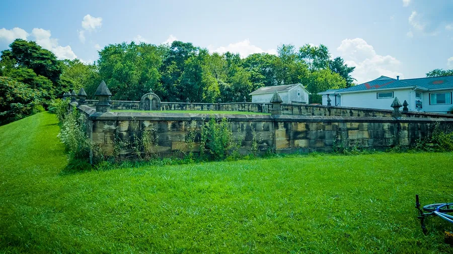 Harmonist Cemetery