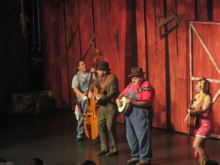 Hatfield & McCoy Dinner Feud