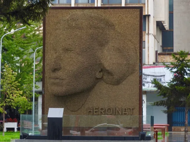 Heroinat Memorial
