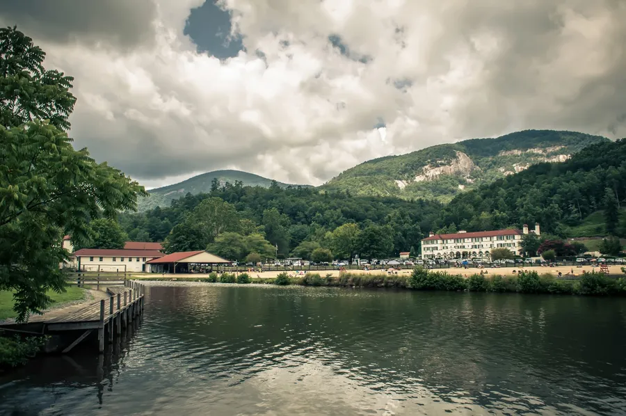 Hickory Nut Gorge Brewery