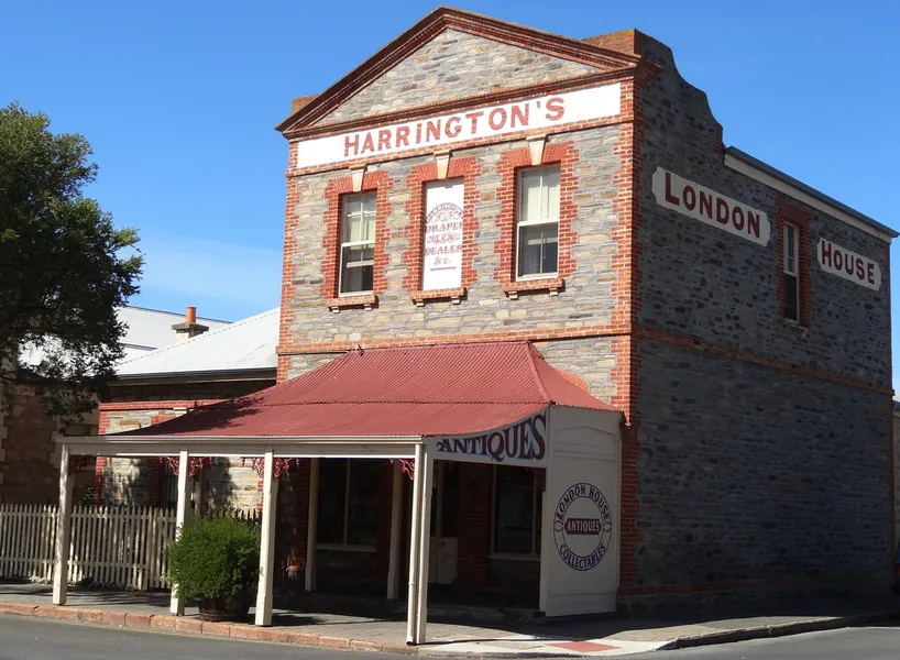 High Street Shopping Precinct