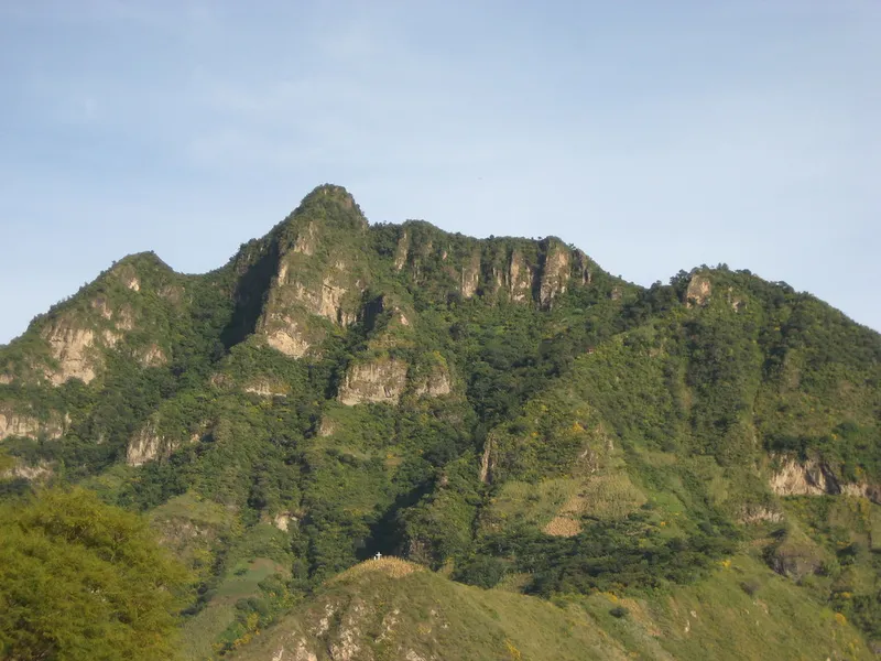 Hiking Indian Nose (Rostro Maya)