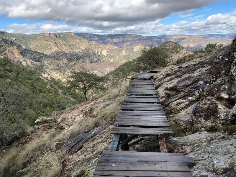 Hiking Trails around Koryschades