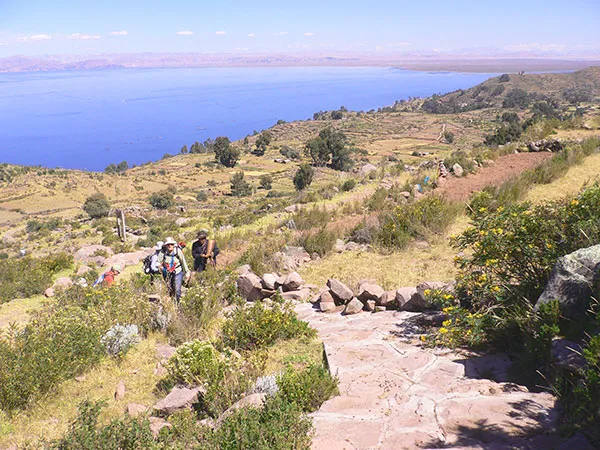Hiking around Llachon Peninsula