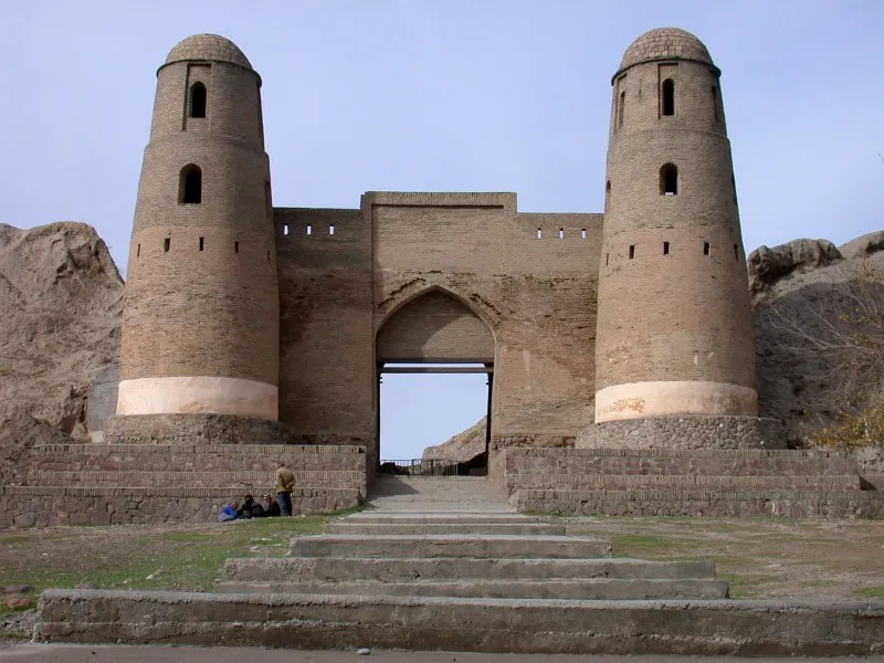 Hisor Fortress