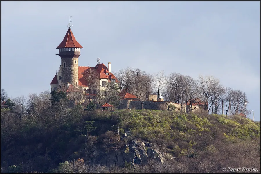 Hnevin Castle