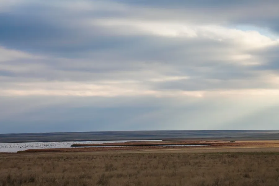 Hole-in-the-Mountain Prairie Preserve