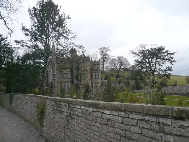 Holme Hall Gardens