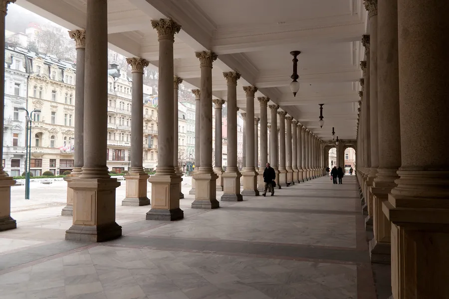 Hot Spring Colonnade