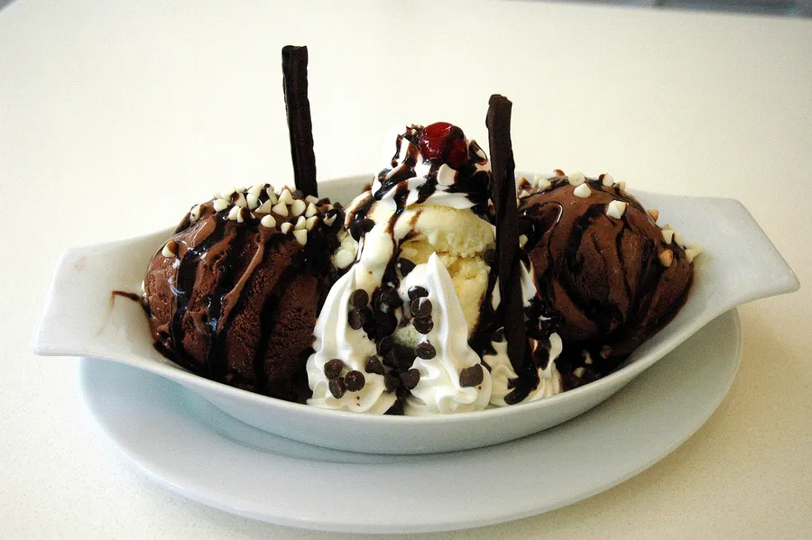 House of Flavors Restaurant