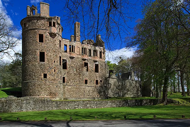 Huntly Castle