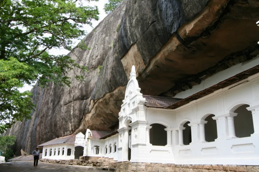Ibbankatuwa Megalithic Tombs