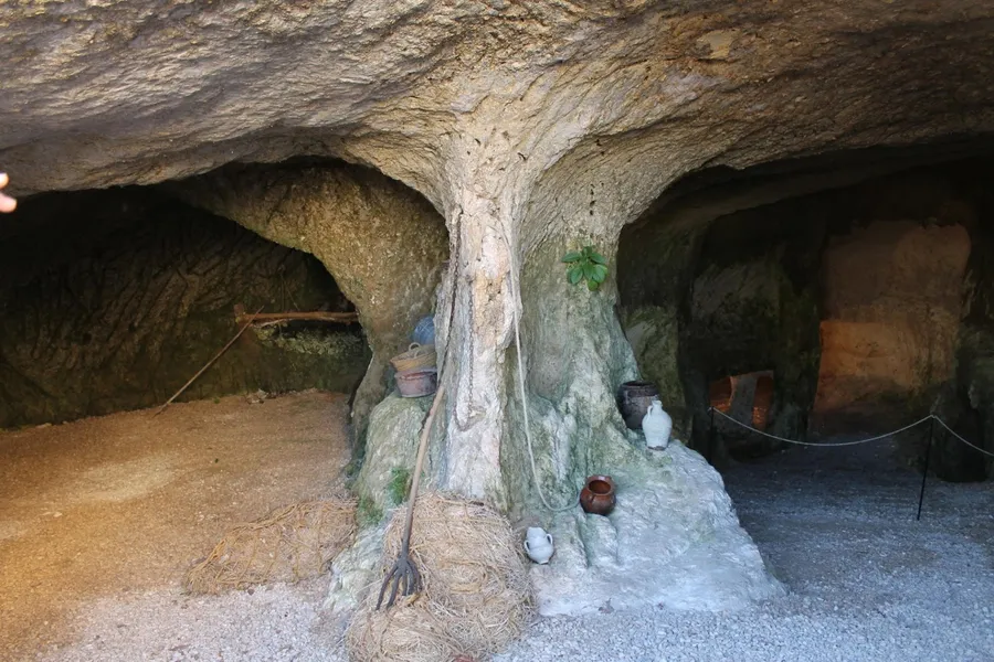 Ice Cave of Nevera de l'Habitació