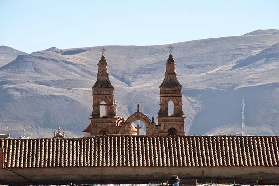 Iglesia de San Lorenzo de Carangas