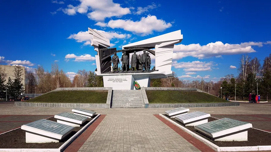 Igor Savitsky Monument