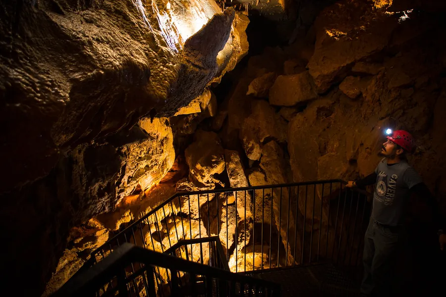 Indiana Caverns